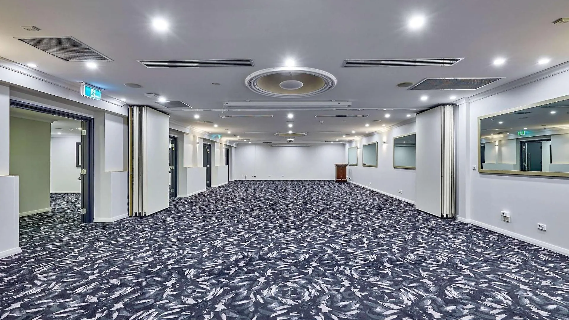 Mercure Perth On Hay Austrálie